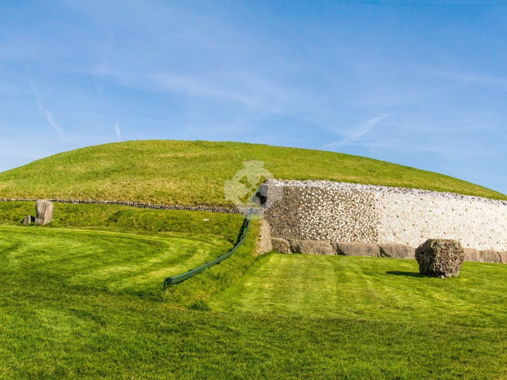 Ireland - newgrange