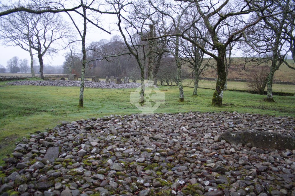 photo of cairn at temple wood, kilmartin